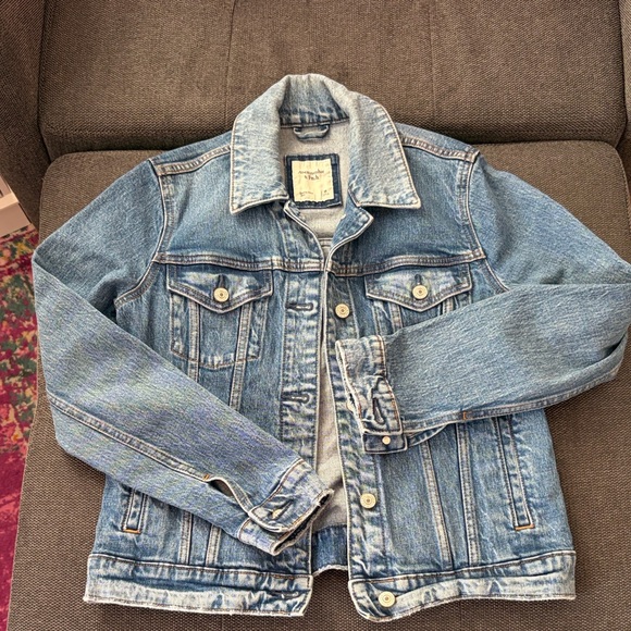 Abercrombie & Fitch Jackets & Blazers - Abercrombie & Fitch Med Wash Denim Jacket